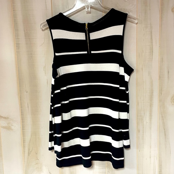 INC Black And White Knit Sweater With Cold Shoulder Sz L - Picture 3 of 6